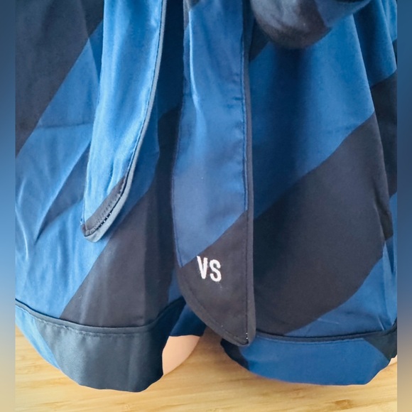 Victoria’s Secret Satin Jumpsuit Romper Sleepwear Wrap Pajama Strip M - Picture 7 of 8